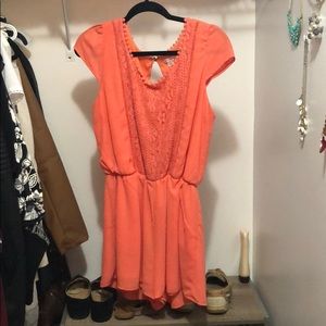 Coral Romper short sleeve with pockets size medium